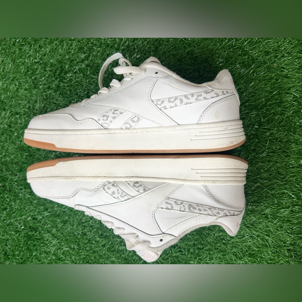 Reebok Womens White Leopard Pink #12662 Size 10‎